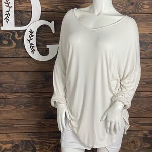 Old Navy | Side Split Hem High Low Long Sleeve Wide V-Neck Basic Tee Ivory White